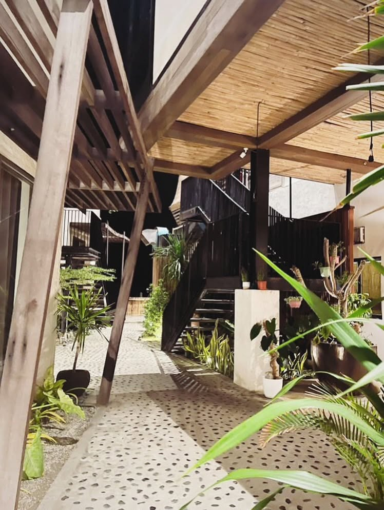 Kabsat La Union outdoor garden pathway with tropical plants